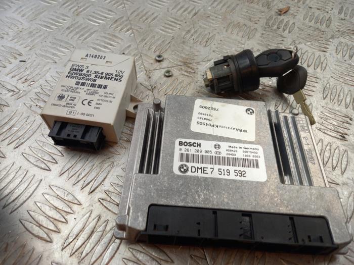 Gebruikte Kontaktslot + computer BMW 3 serie (E46/4) 318d 16V Prijs € 150,00 Margeregeling aangeboden door Bentie's autodemontage