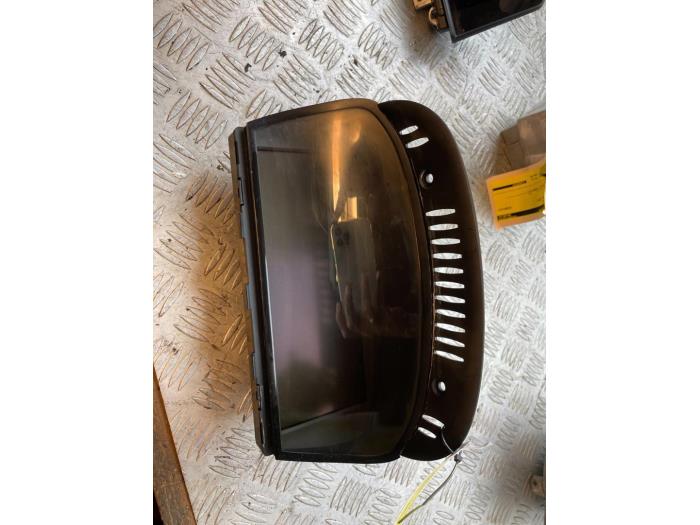Gebruikte Display Interieur BMW 5 serie Touring (E61) 520d 16V Prijs € 100,00 Margeregeling aangeboden door Bentie's autodemontage