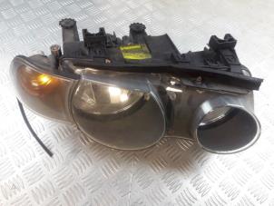 Gebruikte Koplamp rechts BMW 3 serie Compact (E46/5) 316ti 16V Prijs € 50,00 Margeregeling aangeboden door Bentie's autodemontage