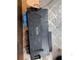 Gebruikte Comfort Module BMW 5 serie Touring (F11) 520d 16V Prijs € 70,00 Margeregeling aangeboden door Bentie's autodemontage