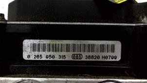 ABS Pomp van een BMW 5 serie (E60) 530d 24V 2004