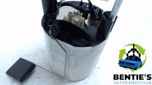 Tank element Pomp van een BMW X1 (E84) sDrive 20i 2.0 16V Twin Power Turbo 2011