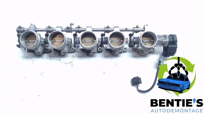 Gebruikte Gasklephuis BMW 5 serie (E60) M5 V10 40V Prijs € 299,00 Margeregeling aangeboden door Bentie's autodemontage
