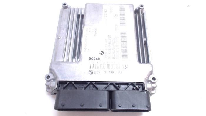 Gebruikte Inspuitcomputer BMW 3 serie (E90) 320d 16V Prijs € 150,00 Margeregeling aangeboden door Bentie's autodemontage