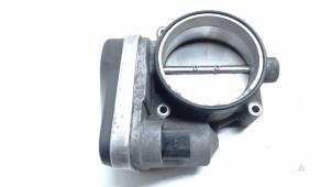 Gebruikte Gasklephuis BMW 7 serie (E65/E66/E67) 745i,Li 4.4 V8 32V Prijs € 75,00 Margeregeling aangeboden door Bentie's autodemontage