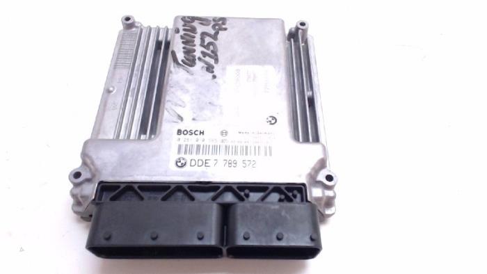 Gebruikte Inspuitcomputer BMW 3 serie (E46/4) 320d 16V Prijs € 100,00 Margeregeling aangeboden door Bentie's autodemontage