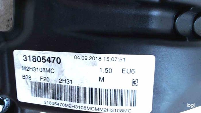 Kleppendeksel van een BMW 1 serie (F20) 118i 1.5 TwinPower 12V 2018