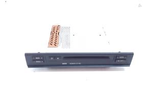 Gebruikte Radio CD Speler BMW 5 serie (E39) 528i 24V Prijs € 75,00 Margeregeling aangeboden door Bentie's autodemontage