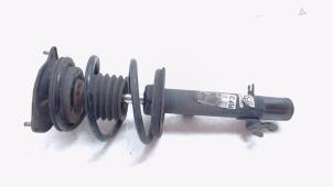 Gebruikte Mac Phersonpoot rechts-voor BMW Mini One/Cooper (R50) 1.6 16V Cooper Prijs € 75,00 Margeregeling aangeboden door Bentie's autodemontage