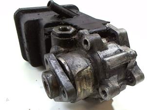 Gebruikte Pomp Servo BMW 3 serie (E46/4) 320d 16V Prijs € 55,00 Margeregeling aangeboden door Bentie's autodemontage