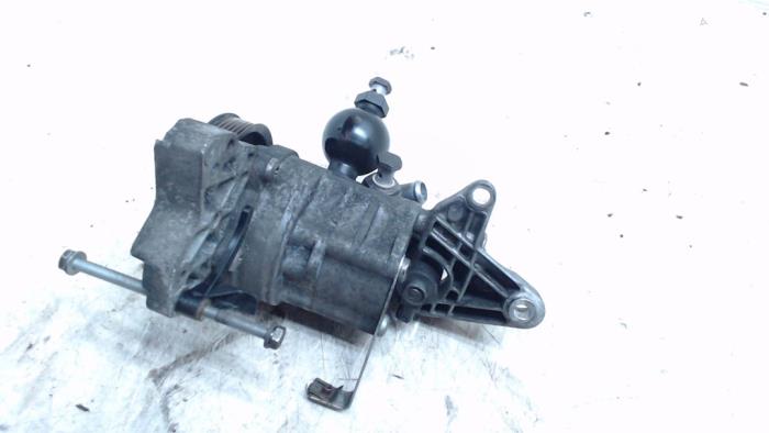 Gebruikte Pomp Servo BMW 5 serie Touring (E61) 530d 24V Prijs € 150,00 Margeregeling aangeboden door Bentie's autodemontage