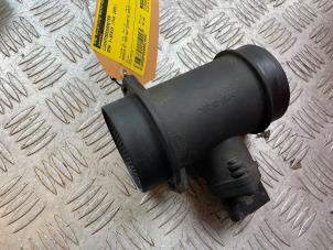 Gebruikte Luchtmassameter BMW 3 serie (E46/4) 318i Prijs € 50,00 Margeregeling aangeboden door Bentie's autodemontage