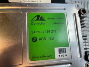 ABS Computer van een BMW 3 serie (E36/2) 325i 24V 1992
