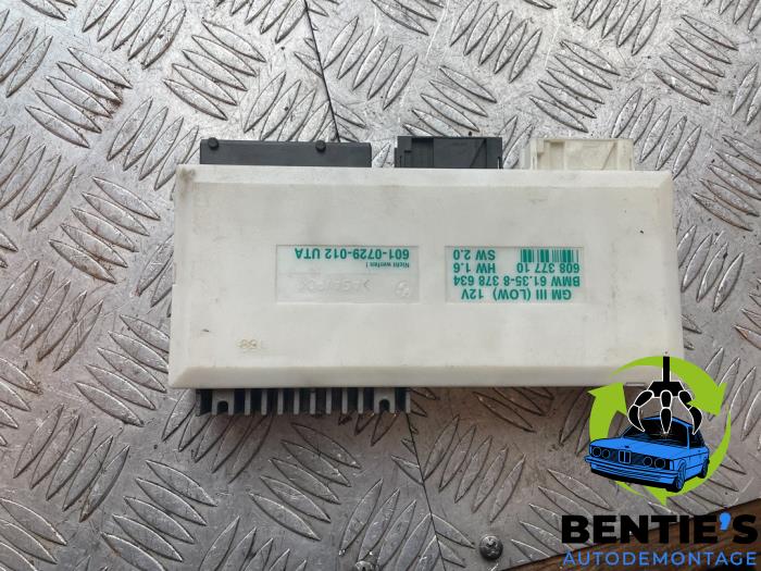BCM van een BMW 5 serie (E39) 520i 24V 1998