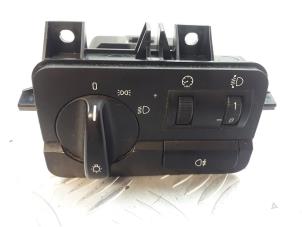 Gebruikte Licht Schakelaar BMW 3 serie (E46/4) 318i Prijs € 20,00 Margeregeling aangeboden door Bentie's autodemontage