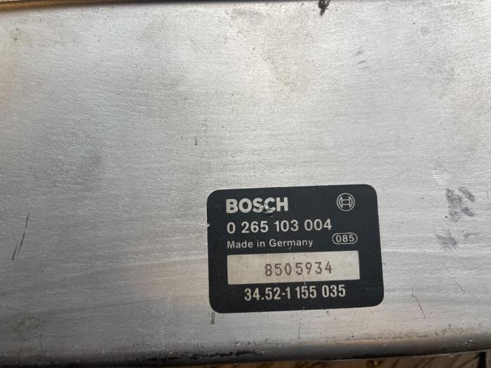 ABS Computer van een BMW 3 serie (E30/2) (E30/4) 325i 1987