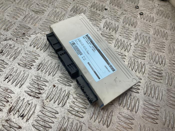 Gebruikte Module Bodycontrol BMW 3 serie Touring (E46/3) 318d 16V Prijs € 35,00 Margeregeling aangeboden door Bentie's autodemontage