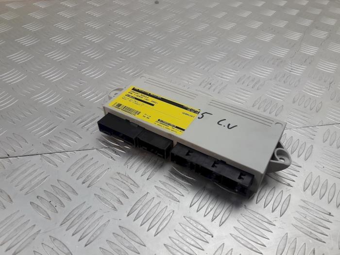 Gebruikte Comfort Module BMW 7 serie (E65/E66/E67) 735i,Li 3.6 V8 32V Prijs € 29,00 Margeregeling aangeboden door Bentie's autodemontage