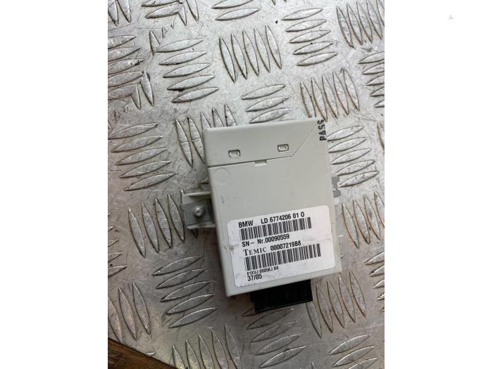 Gebruikte Computer Cruise Control BMW 3 serie Touring (E91) 325i 24V Prijs € 50,00 Margeregeling aangeboden door Bentie's autodemontage