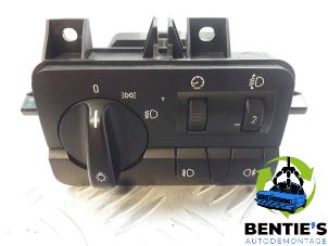 Gebruikte Licht Schakelaar BMW 3 serie (E46/2C) 320 Ci 24V Prijs € 25,00 Margeregeling aangeboden door Bentie's autodemontage