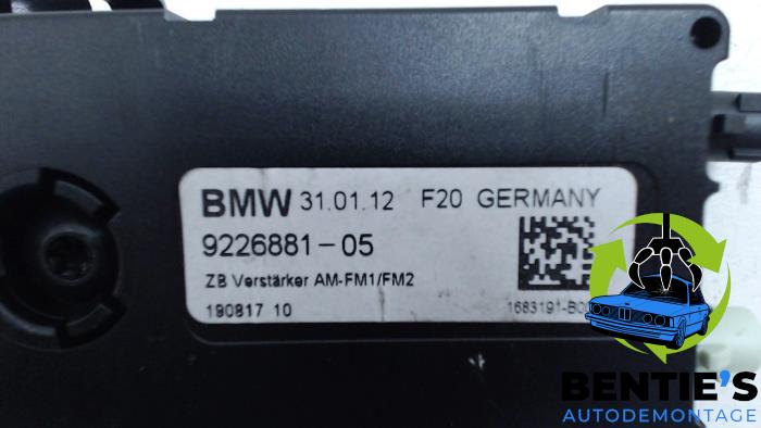 Antenne Versterker van een BMW 1 serie (F20) 120d 2.0 16V 2012