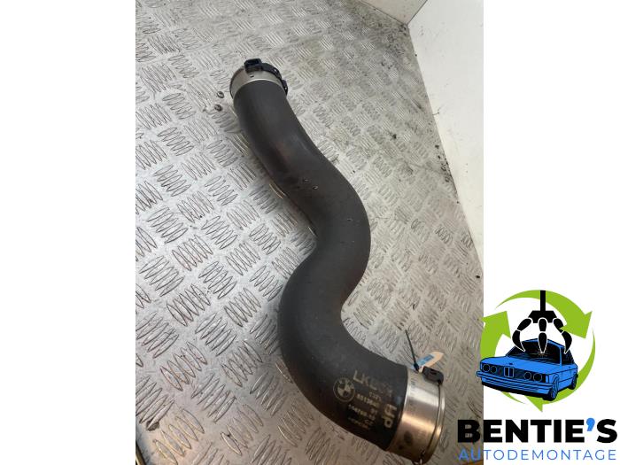 Gebruikte Intercooler Slang BMW 1 serie (F20) 116d 1.5 12V TwinPower Prijs € 60,00 Margeregeling aangeboden door Bentie's autodemontage