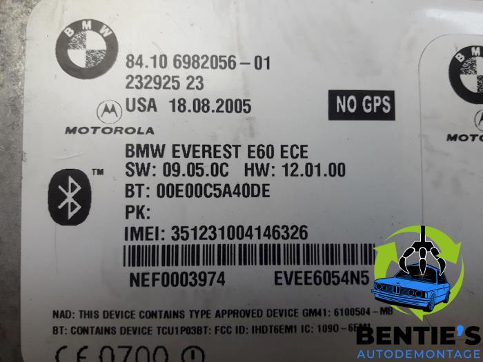 Bluetooth module van een BMW 5 serie (E60) 525i 24V 2005