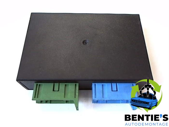 Gebrauchte Computer boord BMW 7 serie (E32) 750i,iL 5.0 V12 Preis € 25,00 Margenregelung angeboten von Bentie's autodemontage