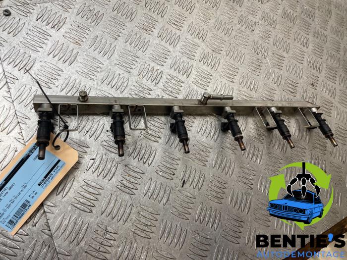 Gebruikte Common rail (Injectie) BMW 3 serie Touring (E91) 325i 24V Prijs € 99,00 Margeregeling aangeboden door Bentie's autodemontage