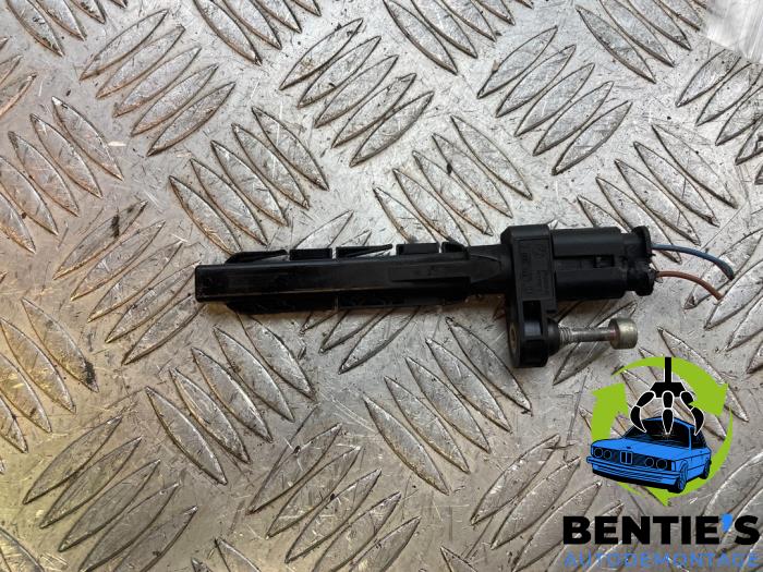 Gebruikte Krukas sensor BMW 3 serie (E46/2) 320 Ci 24V Prijs € 20,00 Margeregeling aangeboden door Bentie's autodemontage