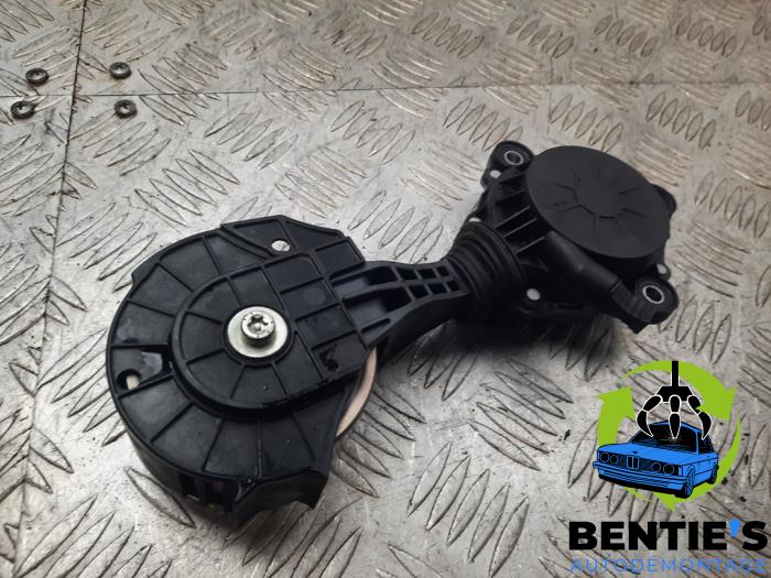 Gebruikte Spanrol Multiriem BMW 1 serie (F20) 116i 1.6 16V Prijs € 35,00 Margeregeling aangeboden door Bentie's autodemontage