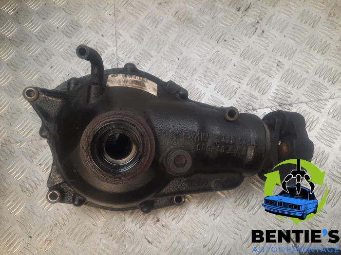 Gebruikte Differentieel voor BMW X5 (E53) 4.4 V8 32V Prijs € 200,00 Margeregeling aangeboden door Bentie's autodemontage