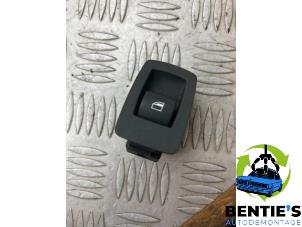 Gebruikte Elektrisch Raam Schakelaar BMW X3 (E83) 3.0i xDrive 24V Prijs € 15,00 Margeregeling aangeboden door Bentie's autodemontage