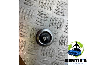 Gebruikte Start/Stop schakelaar BMW 1 serie (E81) 118i 16V Prijs € 12,00 Margeregeling aangeboden door Bentie's autodemontage