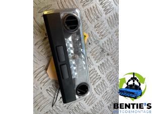 Gebruikte Binnenverlichting achter BMW 3 serie Touring (E46/3) 318i Prijs € 20,00 Margeregeling aangeboden door Bentie's autodemontage