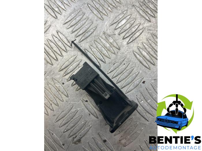 Gebruikte Diversen BMW 1 serie (E87/87N) 118i 16V Prijs € 9,00 Margeregeling aangeboden door Bentie's autodemontage