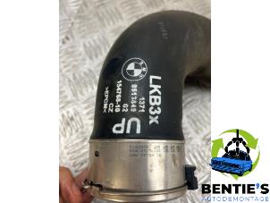 Intercooler Slang van een BMW 1 serie (F20) 116i 1.5 12V 2016