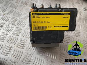 Gebruikte ABS Pomp BMW 3 serie Touring (E46/3) 325i 24V Prijs € 50,00 Margeregeling aangeboden door Bentie's autodemontage