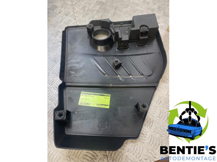 Afdekplaat motor van een BMW 1 serie (F20) 116i 1.6 16V 2012