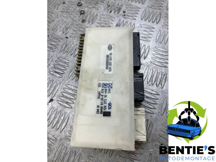 Gebruikte Comfort Module BMW 5 serie Touring (E39) 540i 32V Prijs € 99,00 Margeregeling aangeboden door Bentie's autodemontage