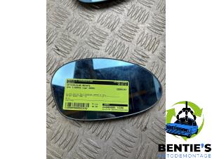 Gebruikte Spiegelglas rechts BMW 3 serie (E90) 320i 16V Prijs € 20,00 Margeregeling aangeboden door Bentie's autodemontage