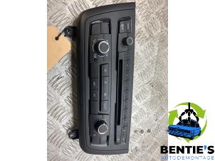 Gebruikte Climatronic Paneel BMW 3 serie (F30) 316i 1.6 16V Prijs € 100,00 Margeregeling aangeboden door Bentie's autodemontage