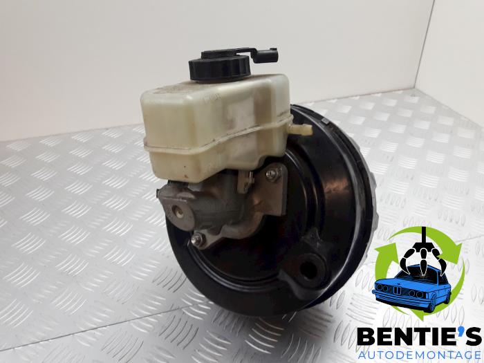 Gebruikte Rembol BMW 3 serie (E90) 325i 24V Prijs € 150,00 Margeregeling aangeboden door Bentie's autodemontage