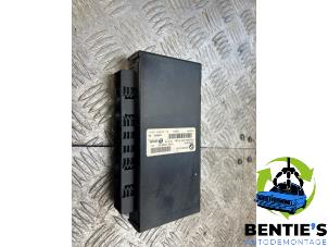 Gebruikte Module Bodycontrol BMW 5 serie (E60) 520d 16V Prijs € 75,00 Margeregeling aangeboden door Bentie's autodemontage
