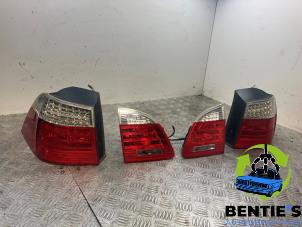 Gebruikte Achterlichtset links + rechts BMW 5 serie Touring (E61) 525d 24V Prijs € 250,00 Margeregeling aangeboden door Bentie's autodemontage