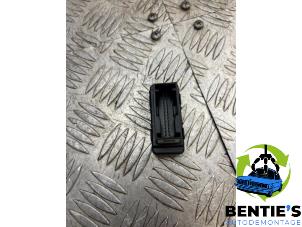 Gebruikte Module (diversen) BMW 1 serie (F40) 116d 1.5 12V TwinPower Prijs € 20,00 Margeregeling aangeboden door Bentie's autodemontage