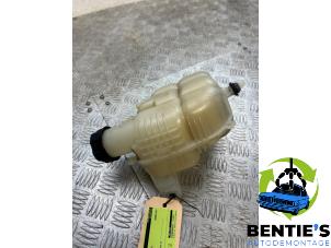 Gebruikte Expansievat BMW 1 serie (F40) 116d 1.5 12V TwinPower Prijs € 20,00 Margeregeling aangeboden door Bentie's autodemontage