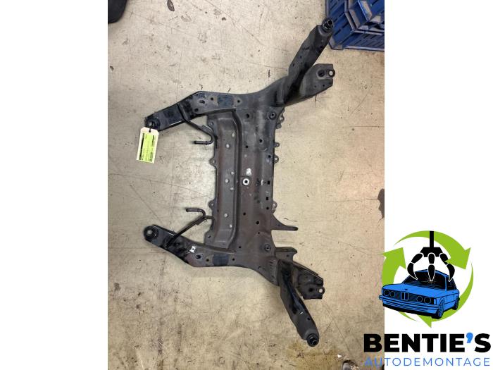 Gebruikte Subframe BMW 1 serie (F40) 116d 1.5 12V TwinPower Prijs € 199,00 Margeregeling aangeboden door Bentie's autodemontage