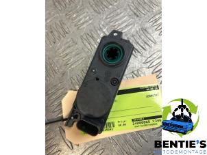 Gebruikte Diversen BMW 2 serie Active Tourer (U06) 220i Mild Hybrid 1.5 TwinPower Turbo 12V Prijs € 96,80 Inclusief btw aangeboden door Bentie's autodemontage