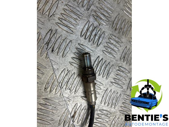 Nox sensor van een BMW 1 serie (F40) 116d 1.5 12V TwinPower 2021